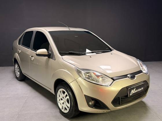 FORD FIESTA 1.6 ROCAM SEDAN 8V FLEX 4P MANUAL FORD FIESTA 1.6 ROCAM SEDAN 8V FLEX 4P MANUAL